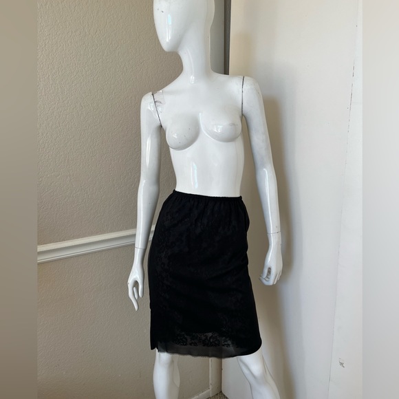 LOYD/FORD NEW! Vintage! Black Sheer Silk Pull On Skirt w/ Silver Lace Lining 4 - Picture 1 of 7